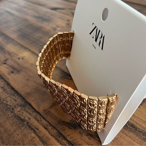 ZARA Chocker Necklace Gold Wide Metal One Size. - Picture 4 of 4